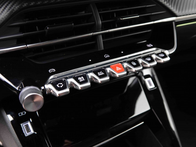 PEUGEOT_PEUGEOT_208_2548532_14.jpg
