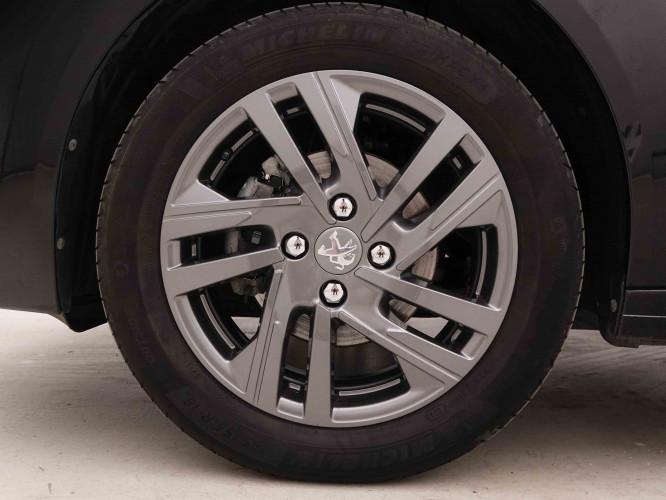 PEUGEOT_PEUGEOT_208_2549334_21.jpg