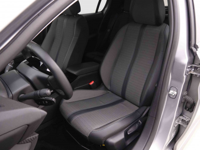 PEUGEOT_PEUGEOT_208_2549733_6.jpg PEUGEOT_PEUGEOT_208_2549733_6.jpg