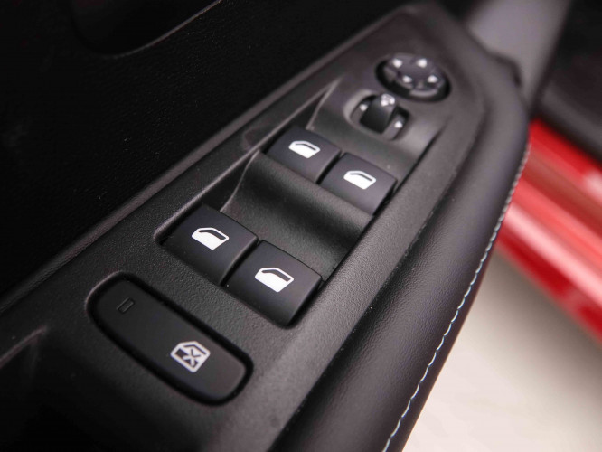 PEUGEOT_PEUGEOT_208_2549735_20.jpg PEUGEOT_PEUGEOT_208_2549735_20.jpg