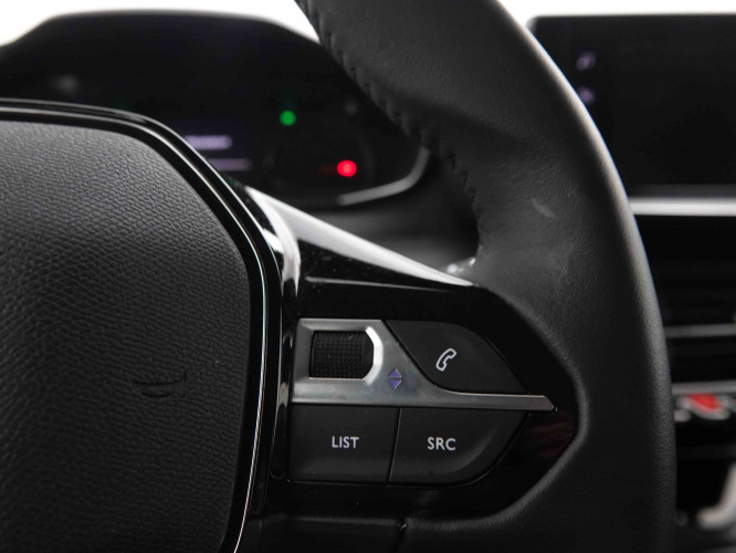 PEUGEOT_PEUGEOT_208_2549737_19.jpg PEUGEOT_PEUGEOT_208_2549737_19.jpg