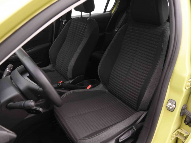 PEUGEOT_PEUGEOT_208_2550352_6.jpg PEUGEOT_PEUGEOT_208_2550352_6.jpg