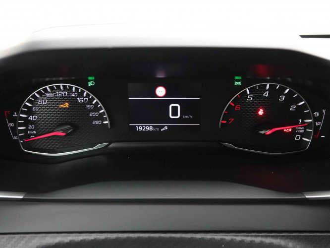 PEUGEOT_PEUGEOT_208_2550365_13.jpg