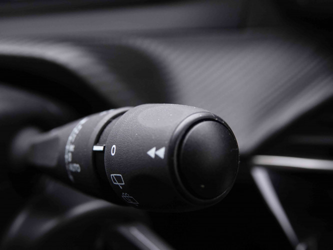 PEUGEOT_PEUGEOT_208_2550383_15.jpg PEUGEOT_PEUGEOT_208_2550383_15.jpg