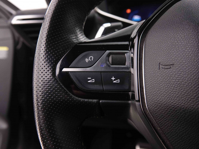 PEUGEOT_PEUGEOT_208_2550756_18.jpg