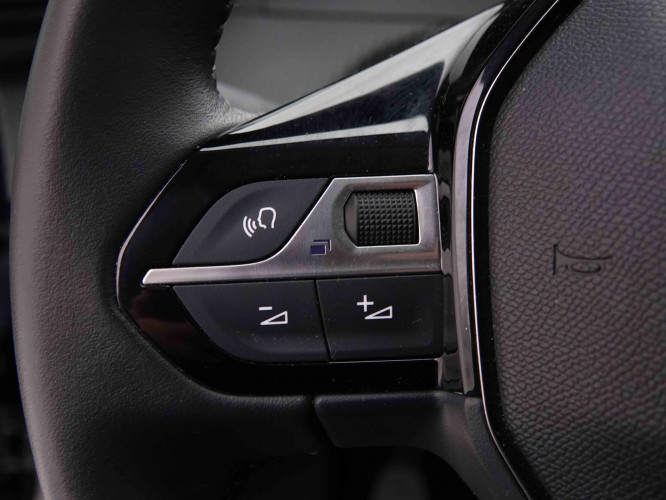 PEUGEOT_PEUGEOT_208_2551447_14.jpg PEUGEOT_PEUGEOT_208_2551447_14.jpg