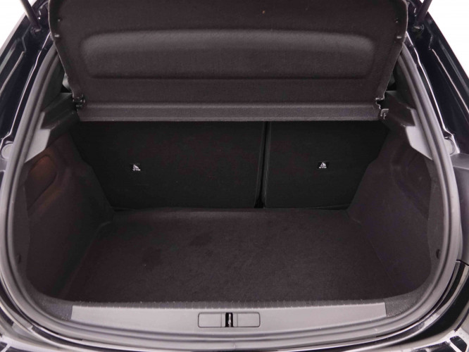 PEUGEOT_PEUGEOT_208_2551447_5.jpg PEUGEOT_PEUGEOT_208_2551447_5.jpg