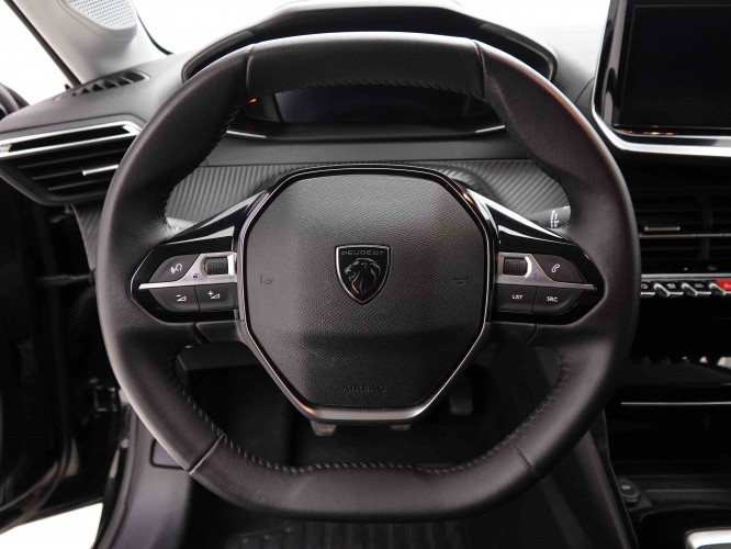 PEUGEOT_PEUGEOT_208_2652088_8.jpg