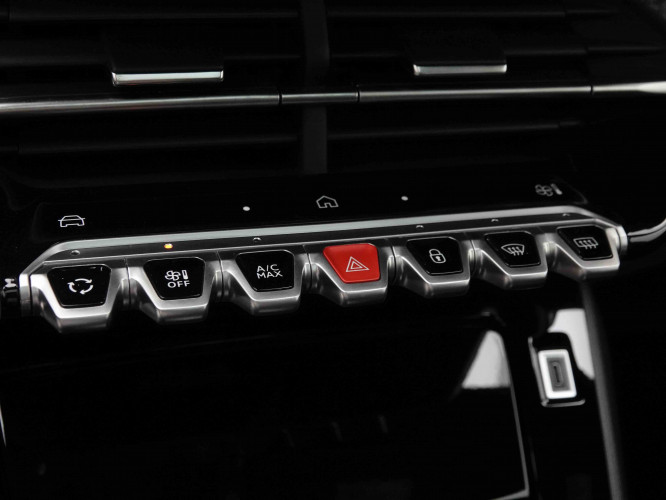 PEUGEOT_PEUGEOT_208_2652132_14.jpg PEUGEOT_PEUGEOT_208_2652132_14.jpg