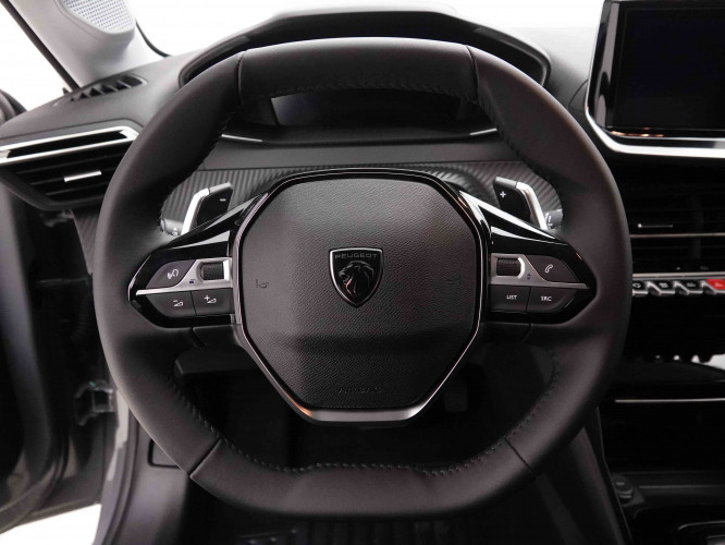 PEUGEOT_PEUGEOT_208_2652505_8.jpg