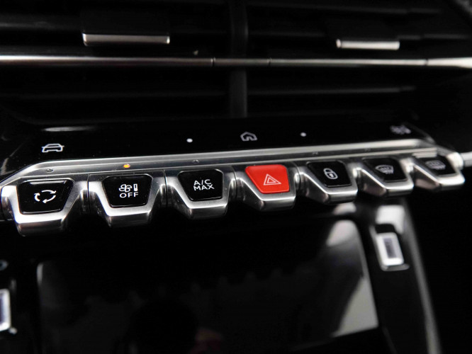 PEUGEOT_PEUGEOT_208_2652594_18.jpg PEUGEOT_PEUGEOT_208_2652594_18.jpg