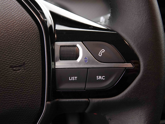PEUGEOT_PEUGEOT_208_2652615_18.jpg