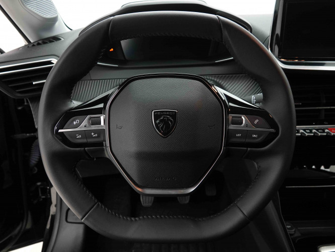 PEUGEOT_PEUGEOT_208_2653117_6.jpg