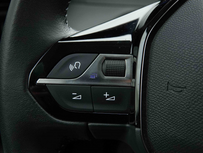 PEUGEOT_PEUGEOT_208_2653119_18.jpg