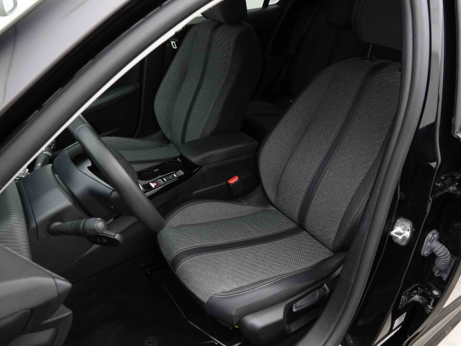 PEUGEOT_PEUGEOT_208_2653119_6.jpg