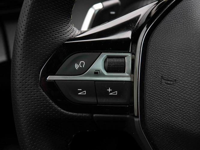PEUGEOT_PEUGEOT_208_2653183_20.jpg