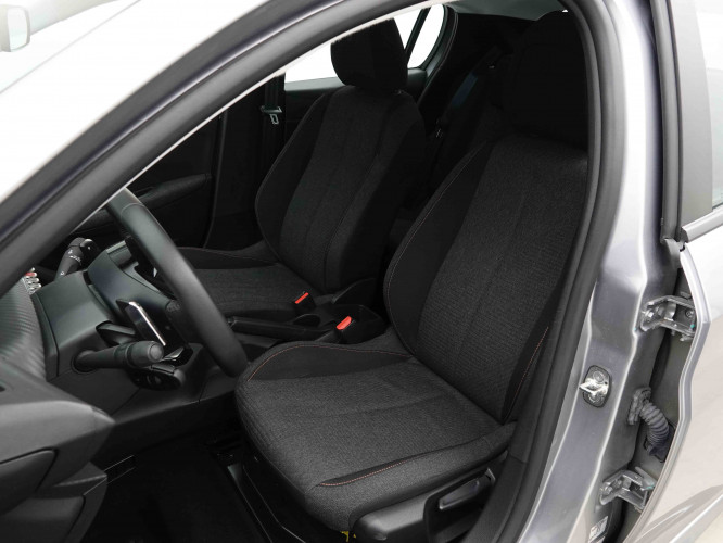 PEUGEOT_PEUGEOT_208_2653232_6.jpg