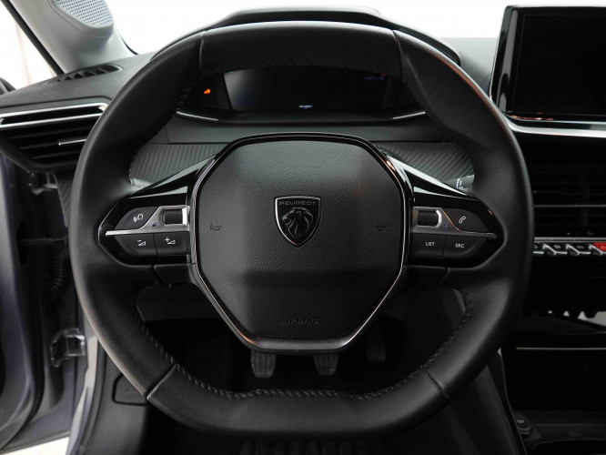 PEUGEOT_PEUGEOT_208_2653234_8.jpg