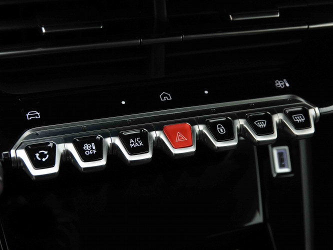 PEUGEOT_PEUGEOT_208_2653252_13.jpg PEUGEOT_PEUGEOT_208_2653252_13.jpg