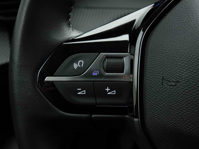 PEUGEOT_PEUGEOT_208_2653259_18.jpg