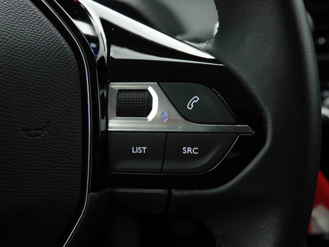 PEUGEOT_PEUGEOT_208_2653260_19.jpg