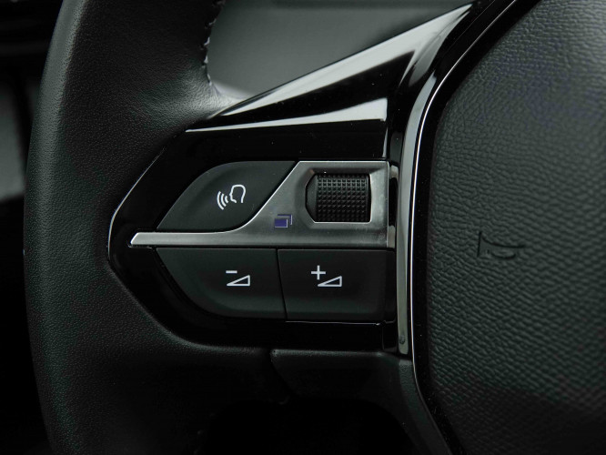 PEUGEOT_PEUGEOT_208_2653262_18.jpg PEUGEOT_PEUGEOT_208_2653262_18.jpg