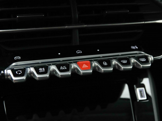 PEUGEOT_PEUGEOT_208_2653264_13.jpg PEUGEOT_PEUGEOT_208_2653264_13.jpg