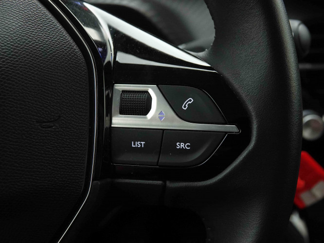 PEUGEOT_PEUGEOT_208_2653266_19.jpg
