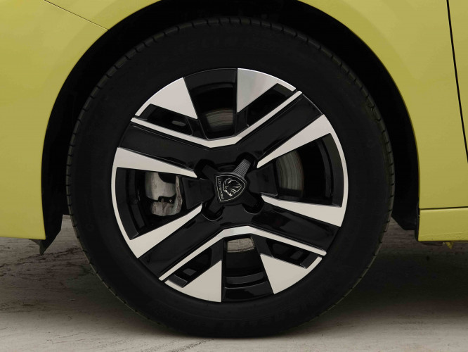 PEUGEOT_PEUGEOT_208_2653266_21.jpg