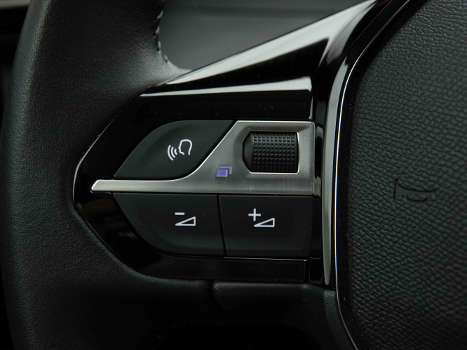 PEUGEOT_PEUGEOT_208_2654234_18.jpg