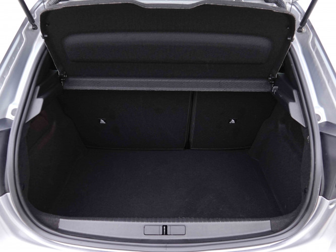 PEUGEOT_PEUGEOT_208_2655160_5.jpg