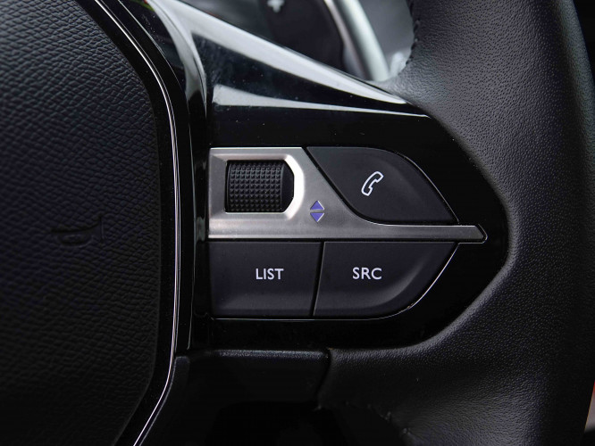 PEUGEOT_PEUGEOT_208_2655166_19.jpg
