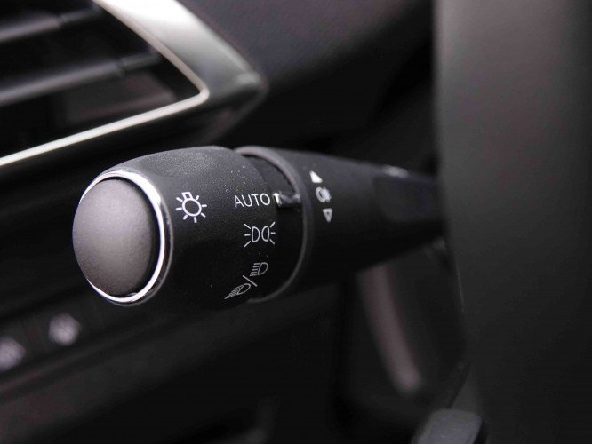 PEUGEOT_PEUGEOT_3008_2547283_15.jpg