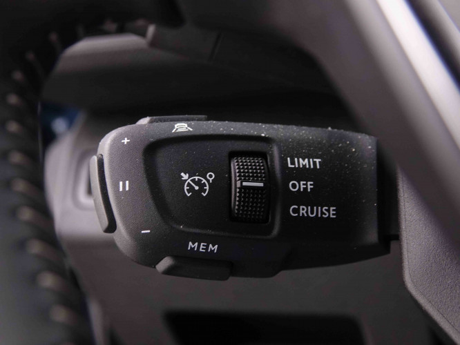 PEUGEOT_PEUGEOT_3008_2547339_17.jpg