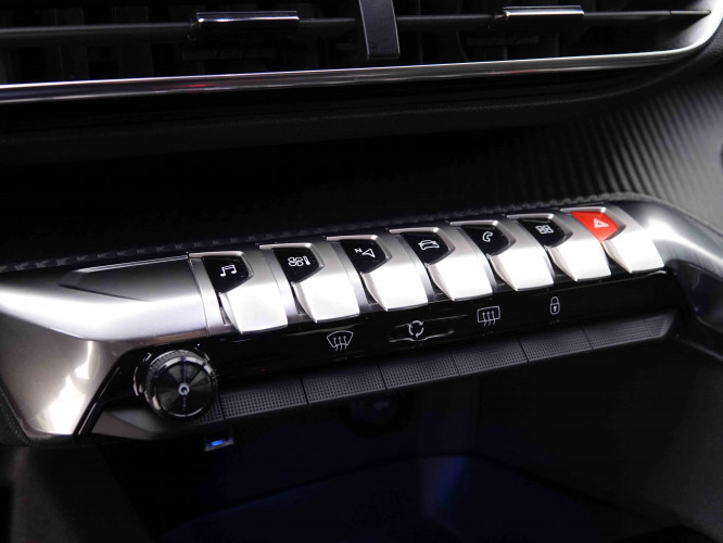 PEUGEOT_PEUGEOT_3008_2548273_14.jpg