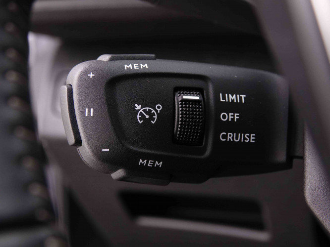 PEUGEOT_PEUGEOT_3008_2548275_16.jpg