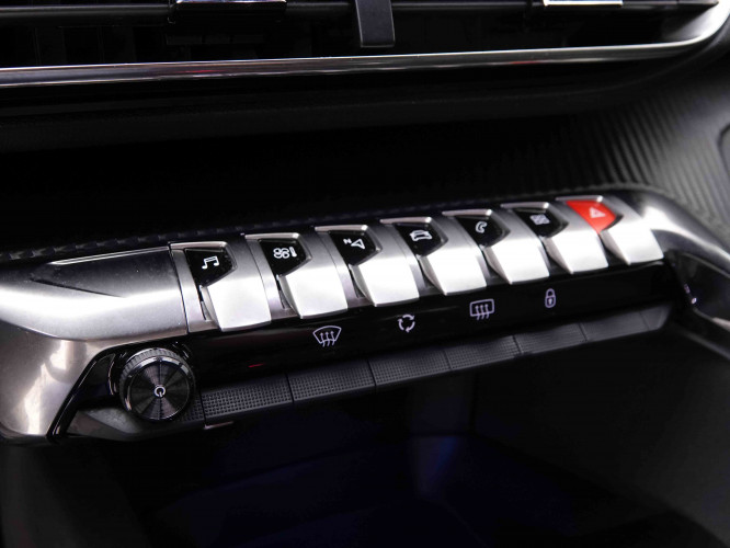 PEUGEOT_PEUGEOT_3008_2548285_15.jpg