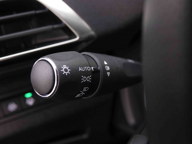 PEUGEOT_PEUGEOT_3008_2548361_15.jpg