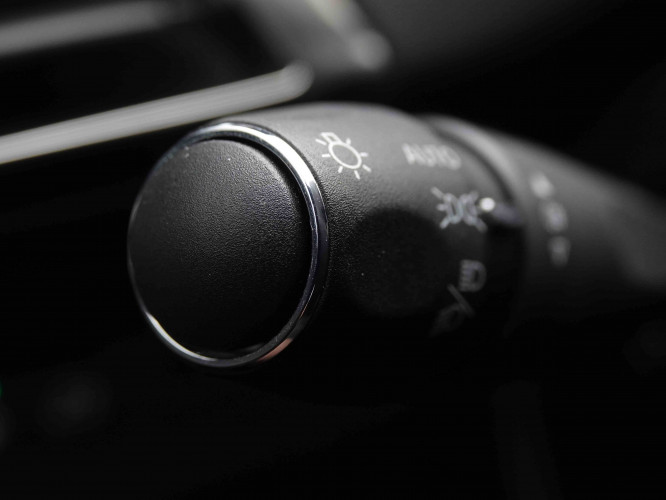PEUGEOT_PEUGEOT_3008_2549521_17.jpg