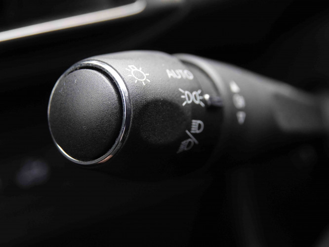 PEUGEOT_PEUGEOT_3008_2549525_17.jpg