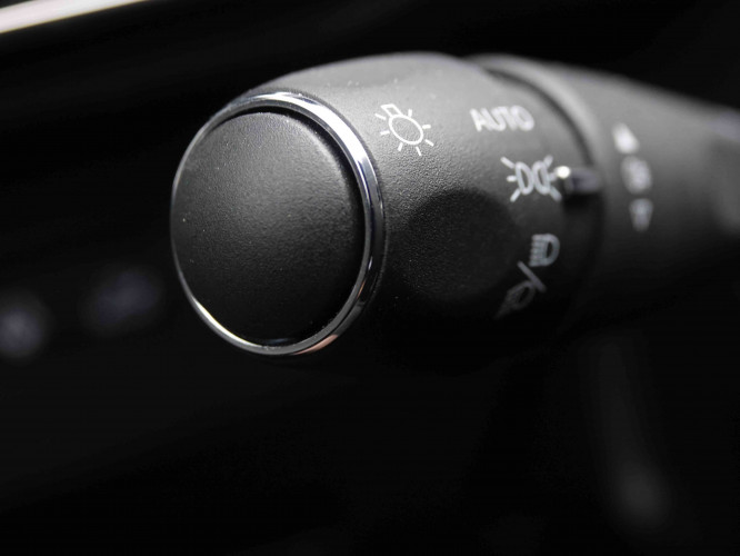 PEUGEOT_PEUGEOT_3008_2549526_17.jpg