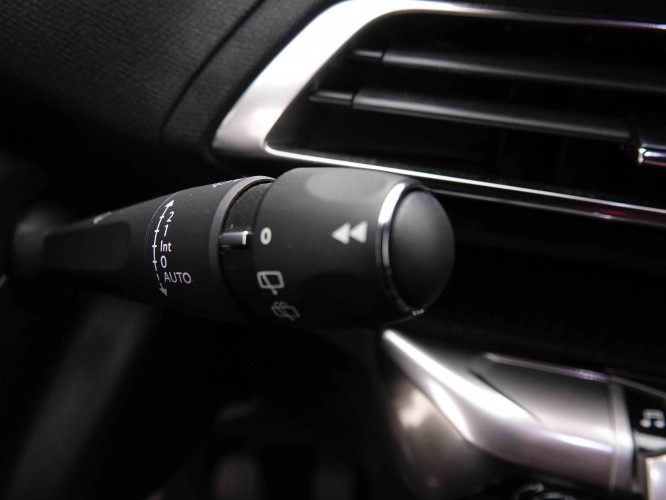 PEUGEOT_PEUGEOT_3008_2550338_17.jpg PEUGEOT_PEUGEOT_3008_2550338_17.jpg