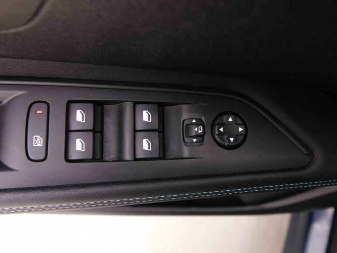 PEUGEOT_PEUGEOT_3008_2550338_21.jpg PEUGEOT_PEUGEOT_3008_2550338_21.jpg