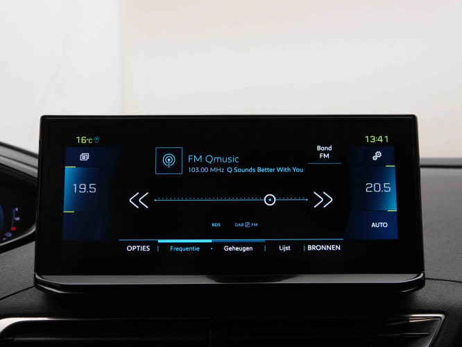 PEUGEOT_PEUGEOT_3008_2550341_10.jpg PEUGEOT_PEUGEOT_3008_2550341_10.jpg