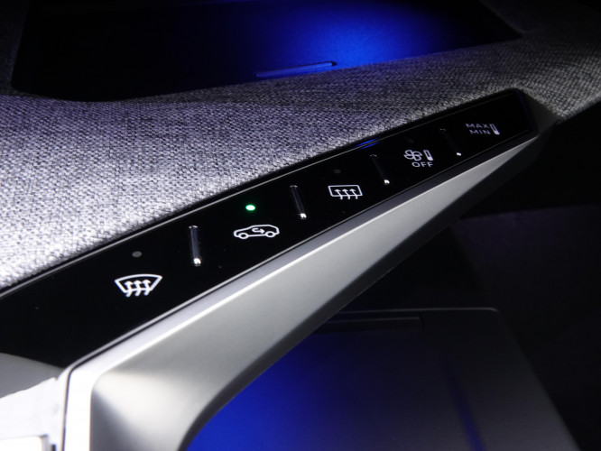 PEUGEOT_PEUGEOT_3008_2550390_45.jpg PEUGEOT_PEUGEOT_3008_2550390_45.jpg