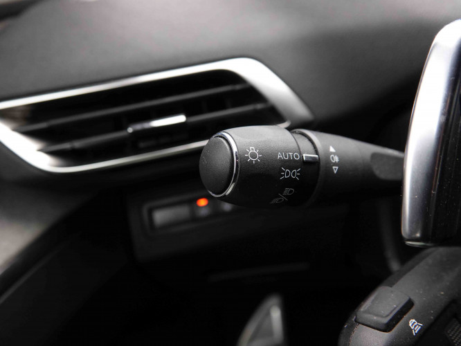 PEUGEOT_PEUGEOT_3008_2550994_15.jpg