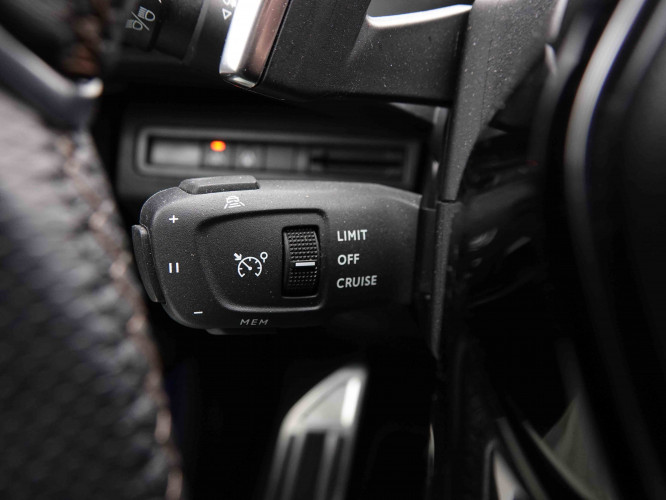 PEUGEOT_PEUGEOT_3008_2550994_17.jpg