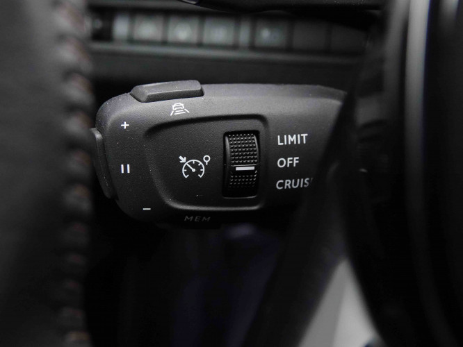 PEUGEOT_PEUGEOT_3008_2551344_18.jpg