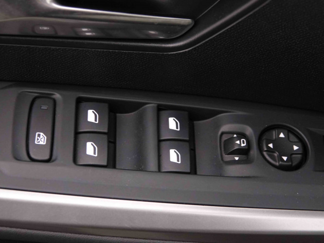PEUGEOT_PEUGEOT_3008_2652962_20.jpg