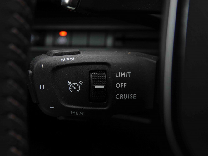 PEUGEOT_PEUGEOT_3008_2653111_18.jpg